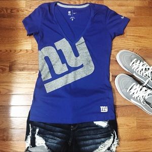 💙NY Giants V-Neck💙
